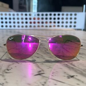 Ray-Ban Gold Aviator Sunglasses with Pink Lenses